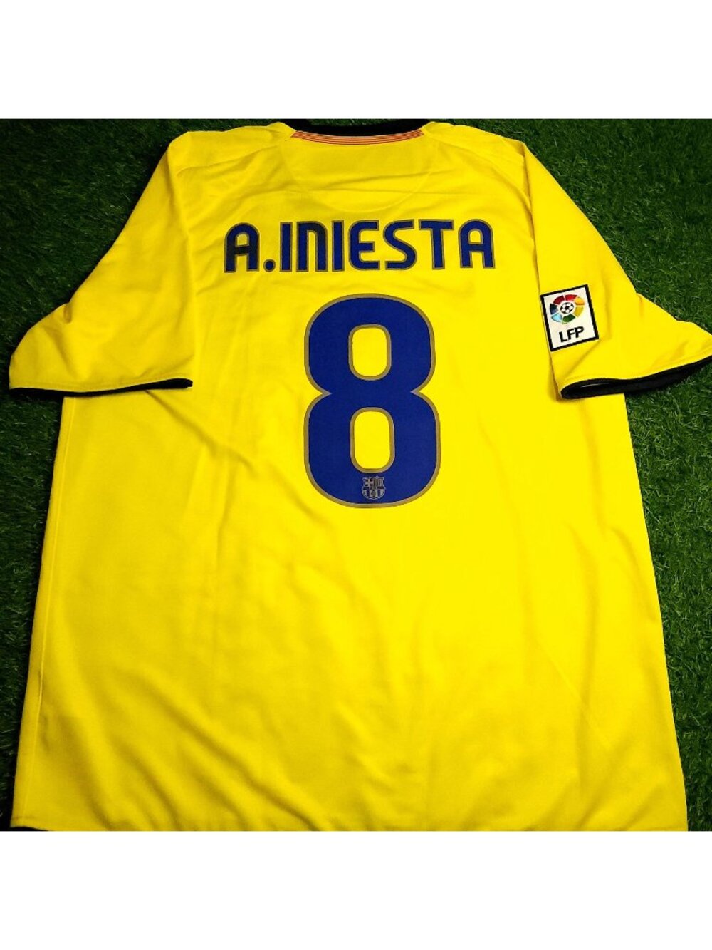 Iniesta Barcelona INIESTAZO TREBLE 2008 2009 Away Soccer Jersey XL